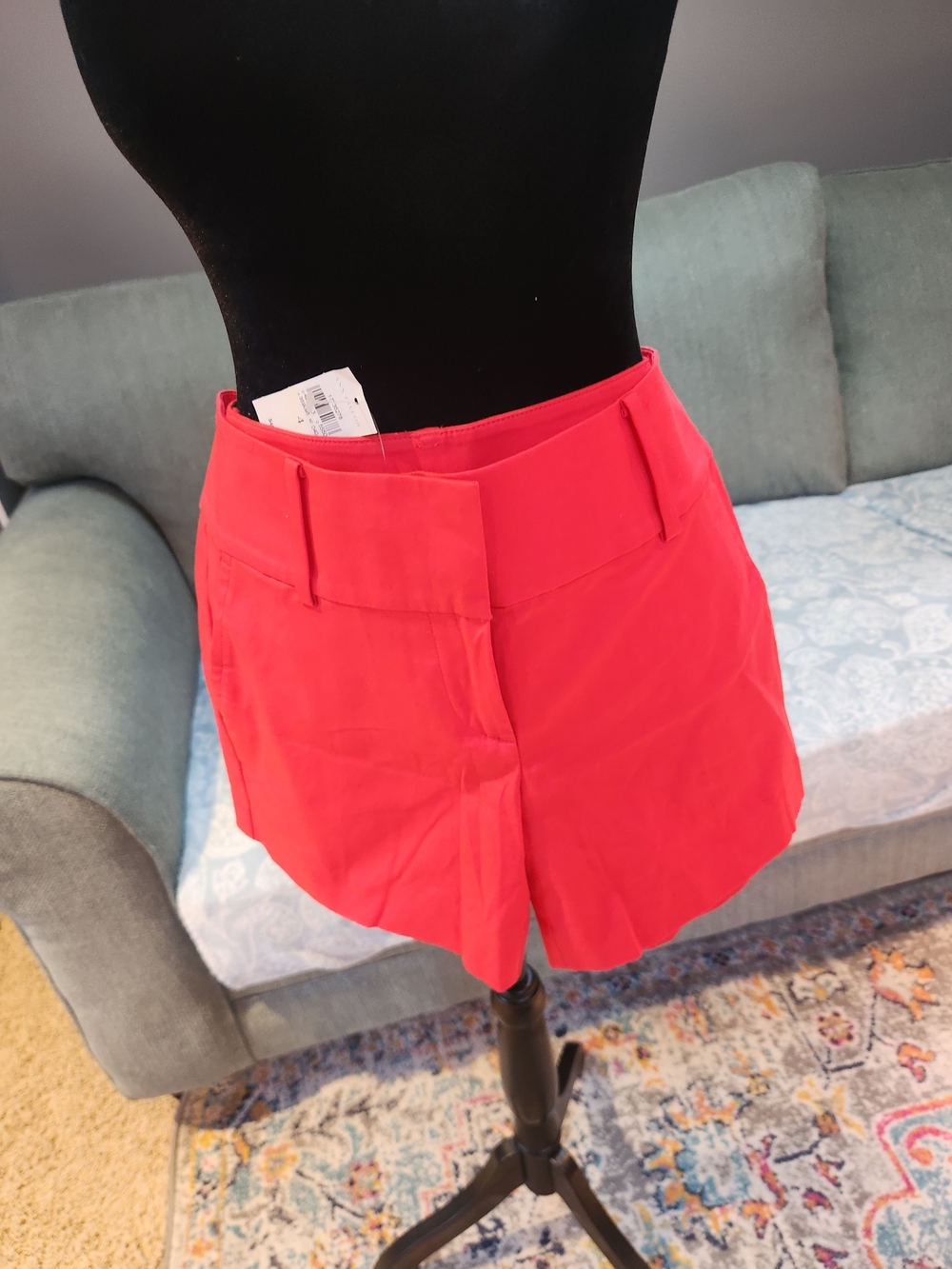Ann Taylor Coral-Red High Waist City  Shorts Size 4 NWT! New